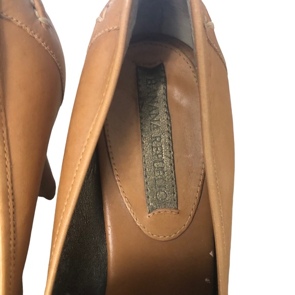 Banana Republic Leather loafer heel SZ 7 - Picture 7 of 16